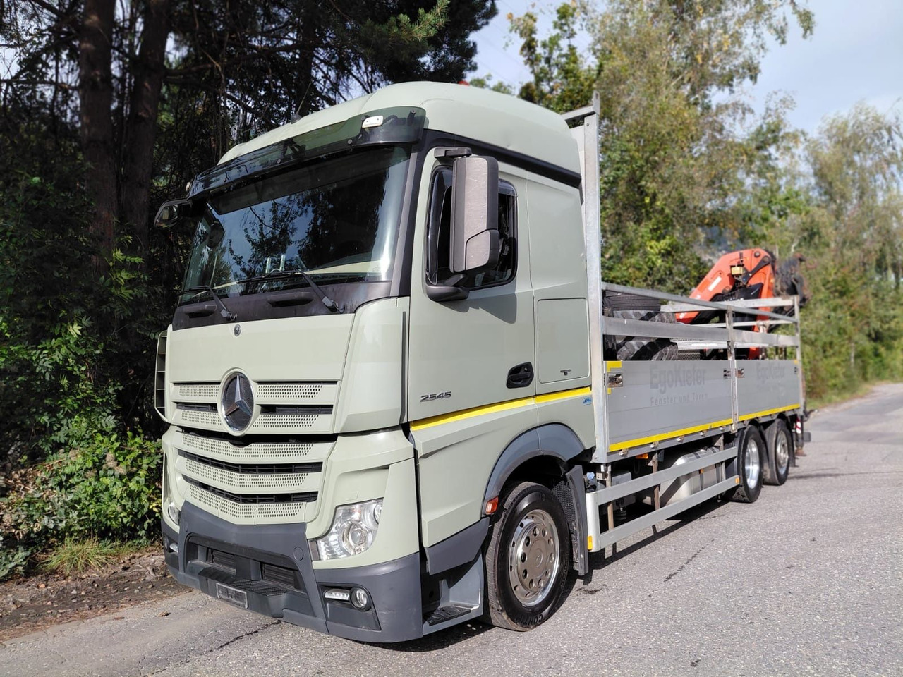 Mercedes-Benz Actros 2545 6x2, E6, Retarder, Effer 265/6S - Camion grue: photos 1 Mercedes-Benz Actros 2545 6x2, E6, Retarder, Effer 265/6S - Camion grue: photos 1