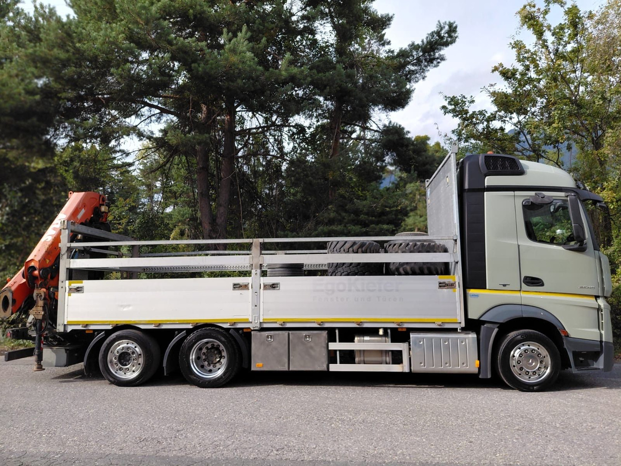 Mercedes-Benz Actros 2545 6x2, E6, Retarder, Effer 265/6S - Camion grue: photos 5 Mercedes-Benz Actros 2545 6x2, E6, Retarder, Effer 265/6S - Camion grue: photos 5