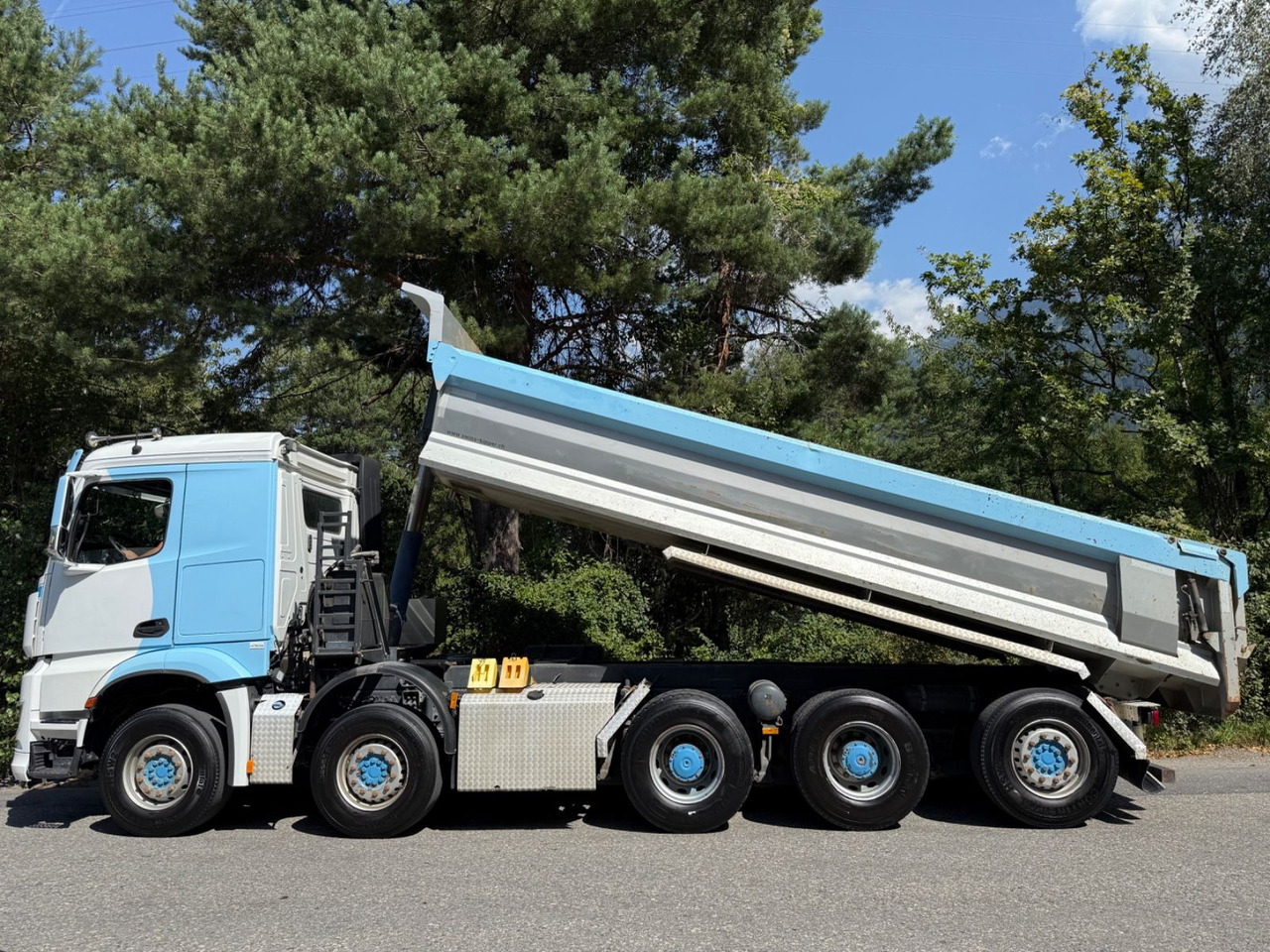 Mercedes-Benz Arocs 4451 10x4, E6, Swiss Kipper, Dumper - Camion benne: photos 3 Mercedes-Benz Arocs 4451 10x4, E6, Swiss Kipper, Dumper - Camion benne: photos 3