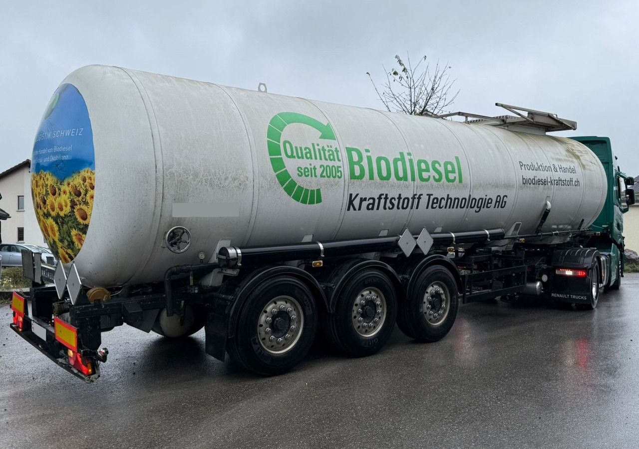 Schwarzmüller TS 3/E, ADR, Bitumen, 1 Kammer - Semi-remorque citerne: photos 2 Schwarzmüller TS 3/E, ADR, Bitumen, 1 Kammer - Semi-remorque citerne: photos 2