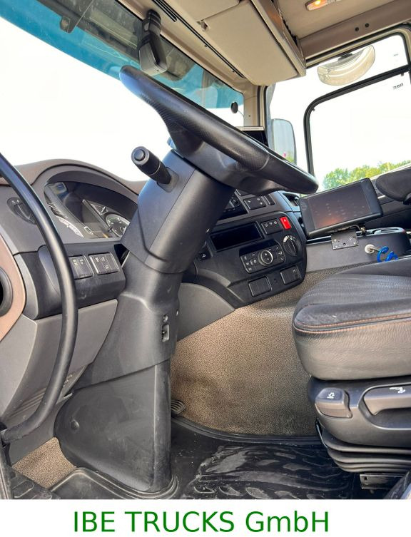 DAF CF 450 4x2, E6, ADR, PTO - Tracteur routier: photos 4 DAF CF 450 4x2, E6, ADR, PTO - Tracteur routier: photos 4