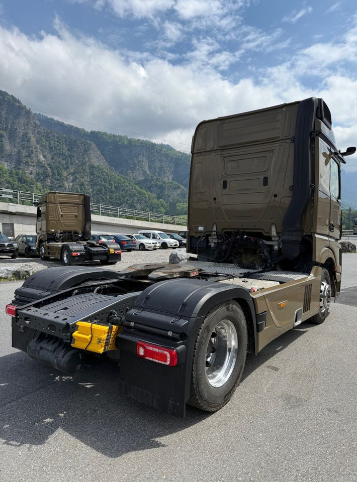 Mercedes-Benz Actros 1851 4x2, MP5, E6, Retarder, Kompressor - Tracteur routier: photos 5 Mercedes-Benz Actros 1851 4x2, MP5, E6, Retarder, Kompressor - Tracteur routier: photos 5