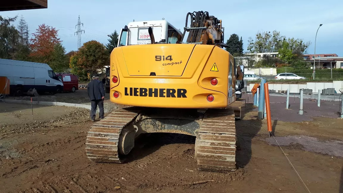2014 Liebherr R 914 Compact - Pelle sur chenille: photos 3 2014 Liebherr R 914 Compact - Pelle sur chenille: photos 3