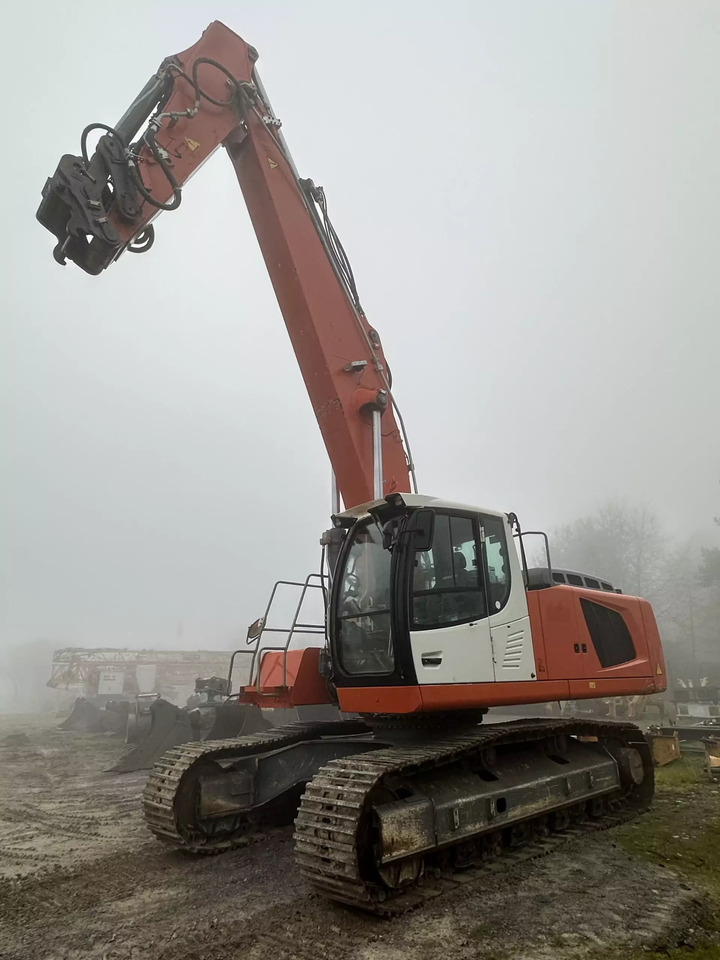 2016 Liebherr R 946 NLC - Pelle sur chenille: photos 1 2016 Liebherr R 946 NLC - Pelle sur chenille: photos 1