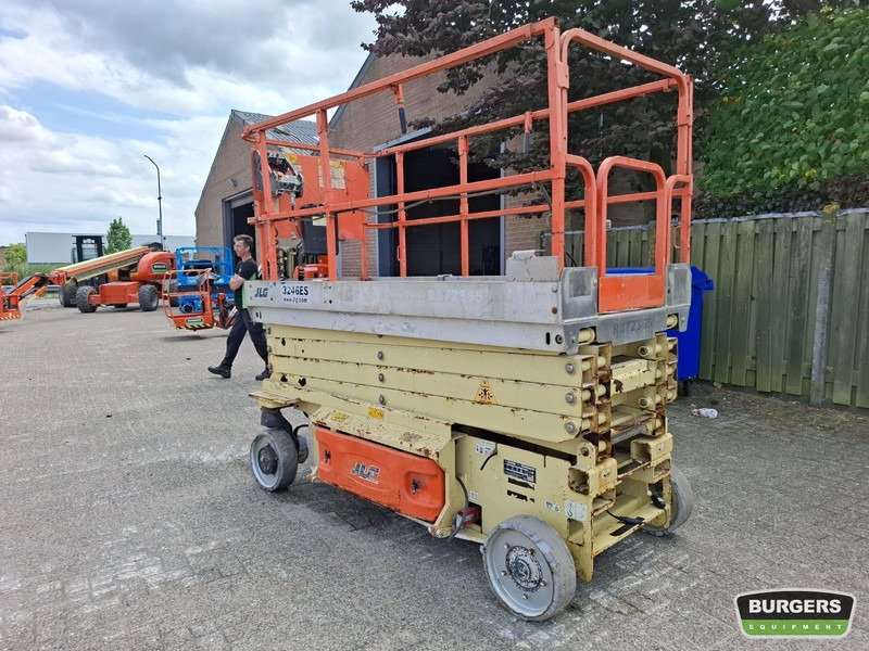 JLG 3246ES - Nacelle ciseaux: photos 4 JLG 3246ES - Nacelle ciseaux: photos 4