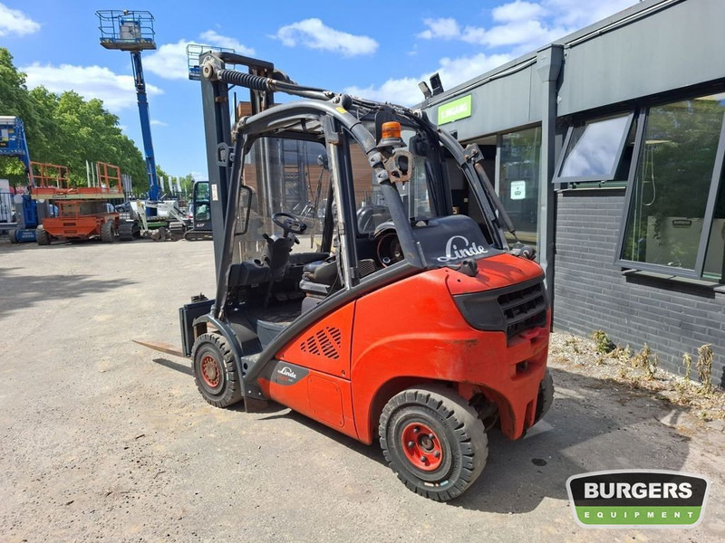 Linde H25T - Chariot élévateur à gaz: photos 4 Linde H25T - Chariot élévateur à gaz: photos 4