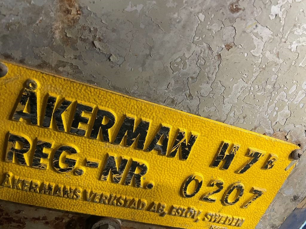 Åkerman H 7 B Dismantled. Only specific spare parts - Pelle sur chenille: photos 3 Åkerman H 7 B Dismantled. Only specific spare parts - Pelle sur chenille: photos 3