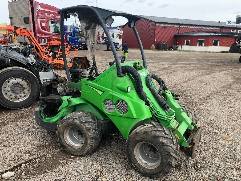 Avant 635 Dismantled for spare parts - Valet de ferme: photos 1 Avant 635 Dismantled for spare parts - Valet de ferme: photos 1