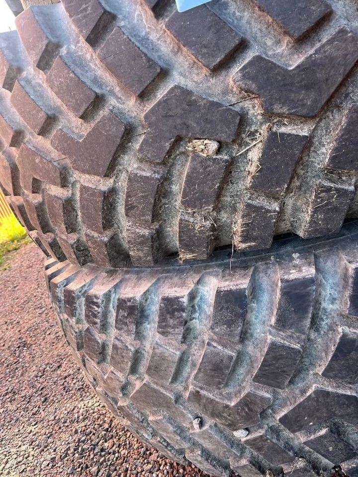 BKT 540/80-38 Ridemax till John Deere 6630 - Pneu pour Machine agricole: photos 3 BKT 540/80-38 Ridemax till John Deere 6630 - Pneu pour Machine agricole: photos 3