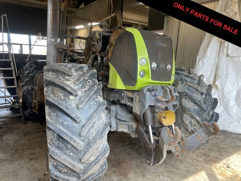 Claas Axion 850 Dismantled. Only sold as spare parts - Tracteur agricole: photos 1 Claas Axion 850 Dismantled. Only sold as spare parts - Tracteur agricole: photos 1