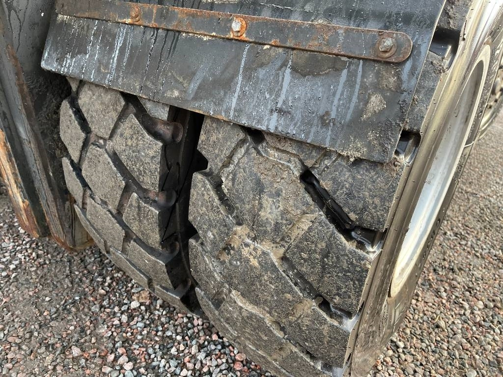 Chariot élévateur diesel Kalmar DCE 100-6: photos 10 Chariot élévateur diesel Kalmar DCE 100-6: photos 10