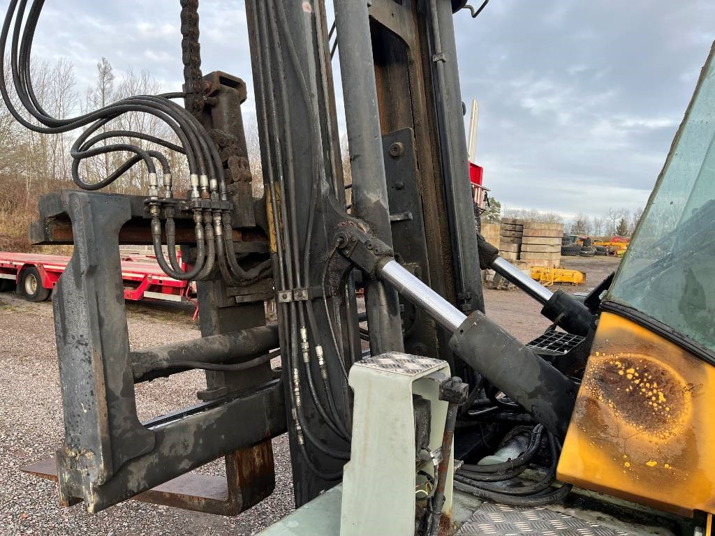 Chariot élévateur diesel Kalmar DCE 100-6: photos 11 Chariot élévateur diesel Kalmar DCE 100-6: photos 11