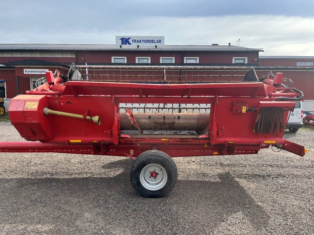 Massey Ferguson MF 32 Skärbord / Header - Accessoire de matériels de récolte: photos 5 Massey Ferguson MF 32 Skärbord / Header - Accessoire de matériels de récolte: photos 5