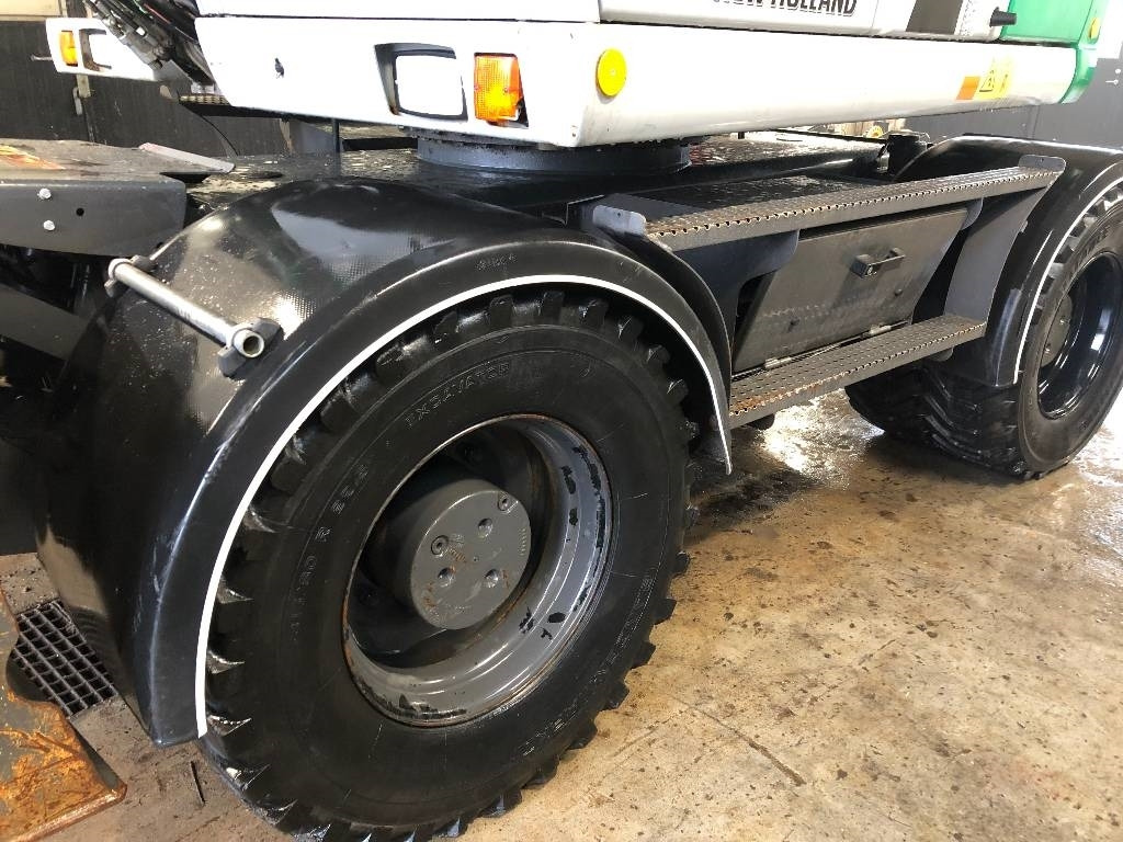 New Holland WE 150C Dismantled: only spare parts - Pelle sur pneus: photos 5 New Holland WE 150C Dismantled: only spare parts - Pelle sur pneus: photos 5