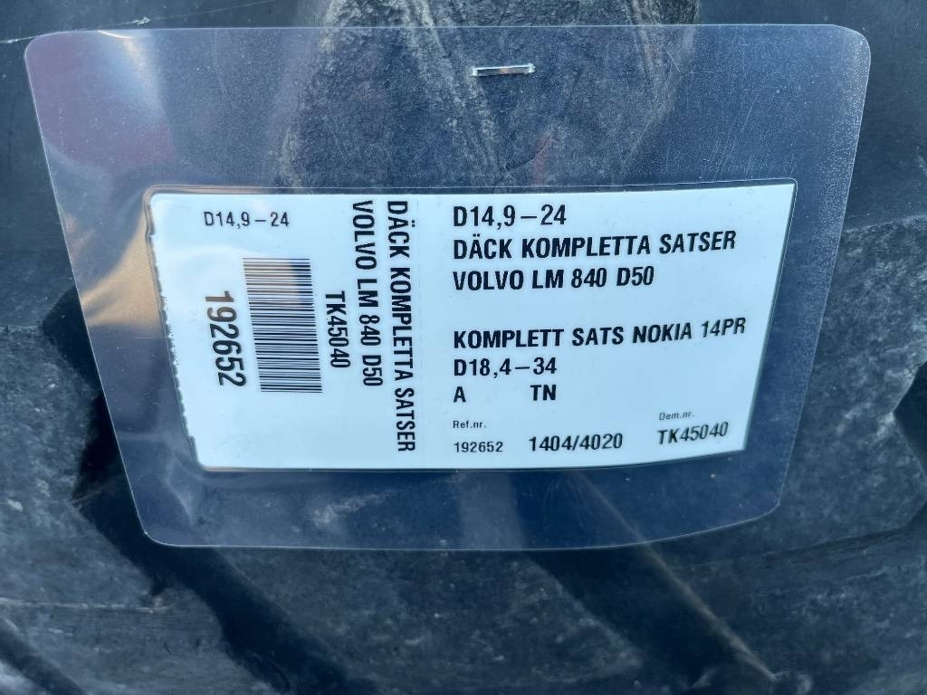 Nokian 18,4-34 14,9-24 till Volvo Bm 840 841 - Pneu pour Engins de chantier: photos 2 Nokian 18,4-34 14,9-24 till Volvo Bm 840 841 - Pneu pour Engins de chantier: photos 2