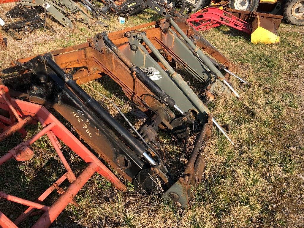 Reservdelar till Ålö Quicke 960 lastare - Chargeur frontal pour tracteur: photos 1 Reservdelar till Ålö Quicke 960 lastare - Chargeur frontal pour tracteur: photos 1