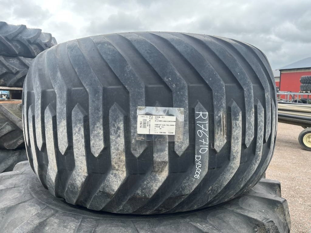 Trelleborg 700/50 26,5 Twin 404 - Pneu pour Machine agricole: photos 1 Trelleborg 700/50 26,5 Twin 404 - Pneu pour Machine agricole: photos 1