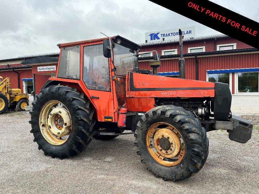 Valmet 905 Dismantled. Only spare parts - Tracteur agricole: photos 1 Valmet 905 Dismantled. Only spare parts - Tracteur agricole: photos 1