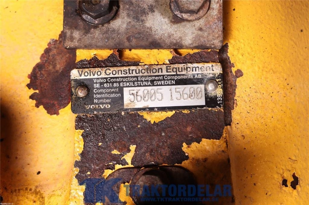 Volvo L 120 G Framvagn - Essieu et pièces pour Engins de chantier: photos 3 Volvo L 120 G Framvagn - Essieu et pièces pour Engins de chantier: photos 3