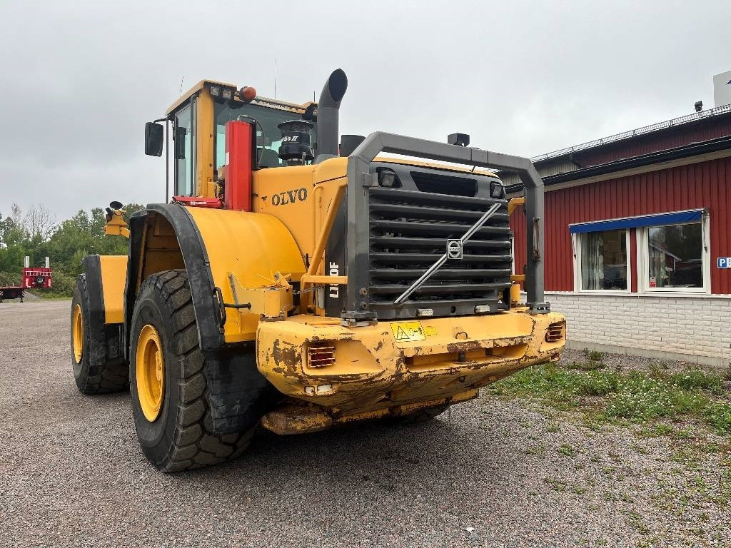 Volvo L 180 F Dismantled. Only spare parts - Chargeuse sur pneus: photos 3 Volvo L 180 F Dismantled. Only spare parts - Chargeuse sur pneus: photos 3