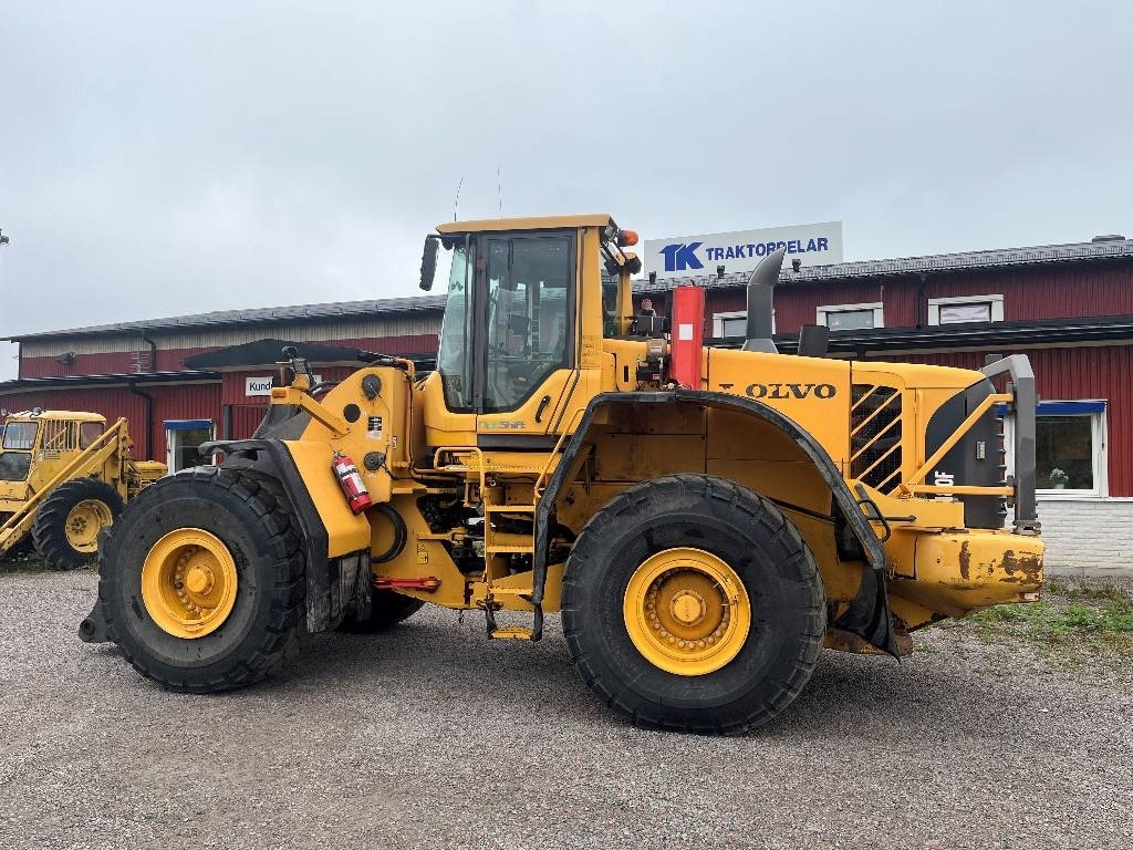Volvo L 180 F Dismantled. Only spare parts - Chargeuse sur pneus: photos 2 Volvo L 180 F Dismantled. Only spare parts - Chargeuse sur pneus: photos 2