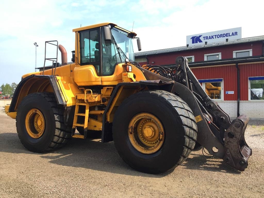 Volvo L 220 F Delar / Parts - Chargeuse sur pneus: photos 1 Volvo L 220 F Delar / Parts - Chargeuse sur pneus: photos 1