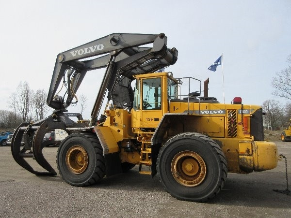 Volvo L180D HL Delar / Parts  - Chargeuse sur pneus: photos 2 Volvo L180D HL Delar / Parts  - Chargeuse sur pneus: photos 2