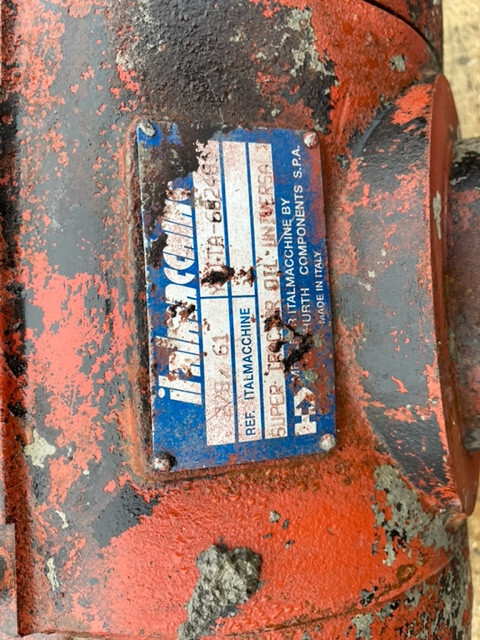 Ahlmann as 85 most napędowy części - Essieu et pièces pour Machine agricole: photos 3 Ahlmann as 85 most napędowy części - Essieu et pièces pour Machine agricole: photos 3