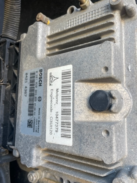 Bosch - Moduł Silnika Deutz TCD2012L042V 2V TCD 2012 L04 04214367 0281020069 - Bloc de gestion pour Machine agricole: photos 1 Bosch - Moduł Silnika Deutz TCD2012L042V 2V TCD 2012 L04 04214367 0281020069 - Bloc de gestion pour Machine agricole: photos 1