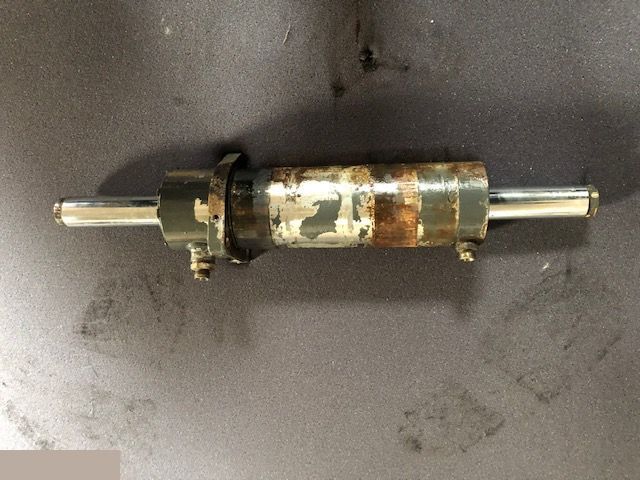 Carraro Siłownik Skrętu - Vérin hydraulique pour Machine agricole: photos 1 Carraro Siłownik Skrętu - Vérin hydraulique pour Machine agricole: photos 1