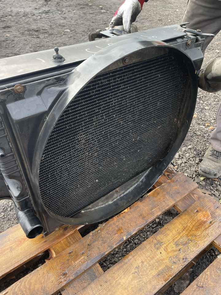 Claas Ares - chłodnica wody - Radiateur d'huile pour Engins de chantier: photos 4 Claas Ares - chłodnica wody - Radiateur d'huile pour Engins de chantier: photos 4