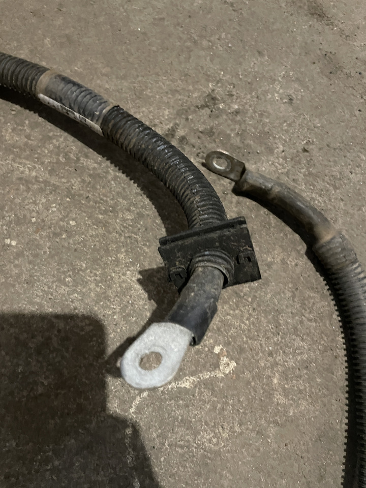 Claas Arion 550-520 650-620 - kabel wiązka elektryczna 0021503002 - Câble/ Fil pour Tracteur agricole: photos 3 Claas Arion 550-520 650-620 - kabel wiązka elektryczna 0021503002 - Câble/ Fil pour Tracteur agricole: photos 3