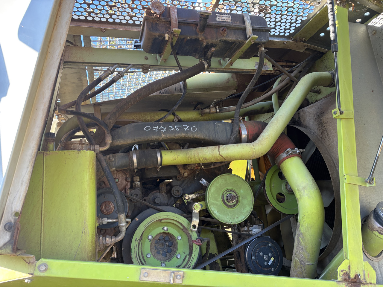 Claas Jaguar 820 840 860 Zbiornik Paliwa 00 0076 148 2 0000761482 - Réservoir de carburant pour Machine agricole: photos 1 Claas Jaguar 820 840 860 Zbiornik Paliwa 00 0076 148 2 0000761482 - Réservoir de carburant pour Machine agricole: photos 1