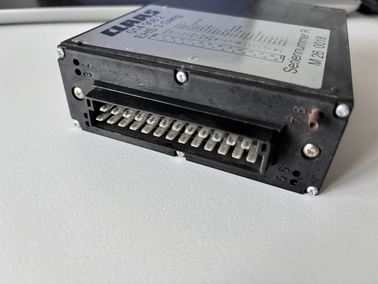 Claas LEXION 510 530 540 560 580 Moduł Sterownik EHS 3 Gang 00 0014 908 4 014908.X - Bloc de gestion pour Moissonneuse-batteuse: photos 4 Claas LEXION 510 530 540 560 580 Moduł Sterownik EHS 3 Gang 00 0014 908 4 014908.X - Bloc de gestion pour Moissonneuse-batteuse: photos 4