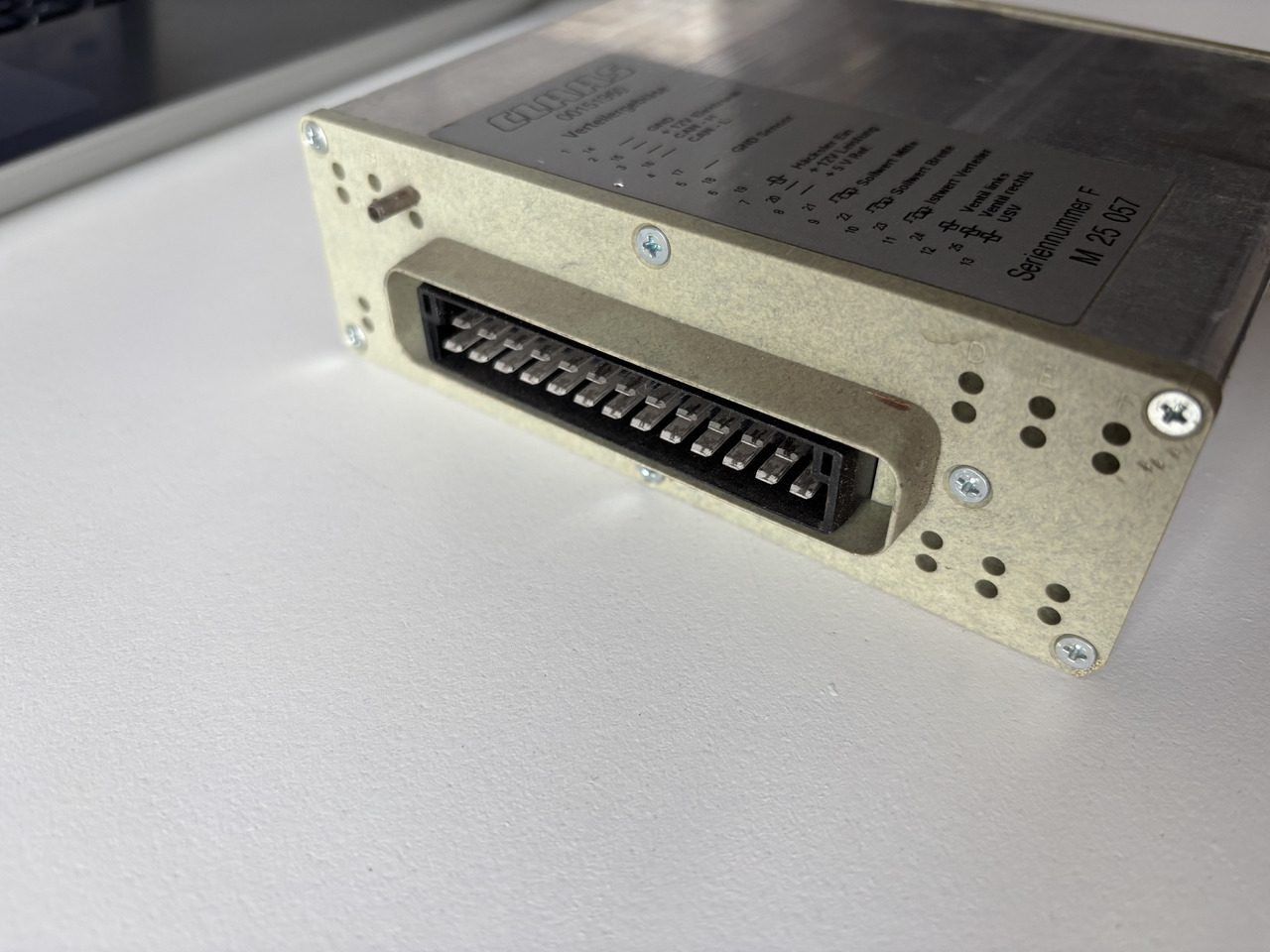 Claas LEXION 580 Moduł Serownik 00 0015 196 0 00151960 - Bloc de gestion pour Moissonneuse-batteuse: photos 2 Claas LEXION 580 Moduł Serownik 00 0015 196 0 00151960 - Bloc de gestion pour Moissonneuse-batteuse: photos 2