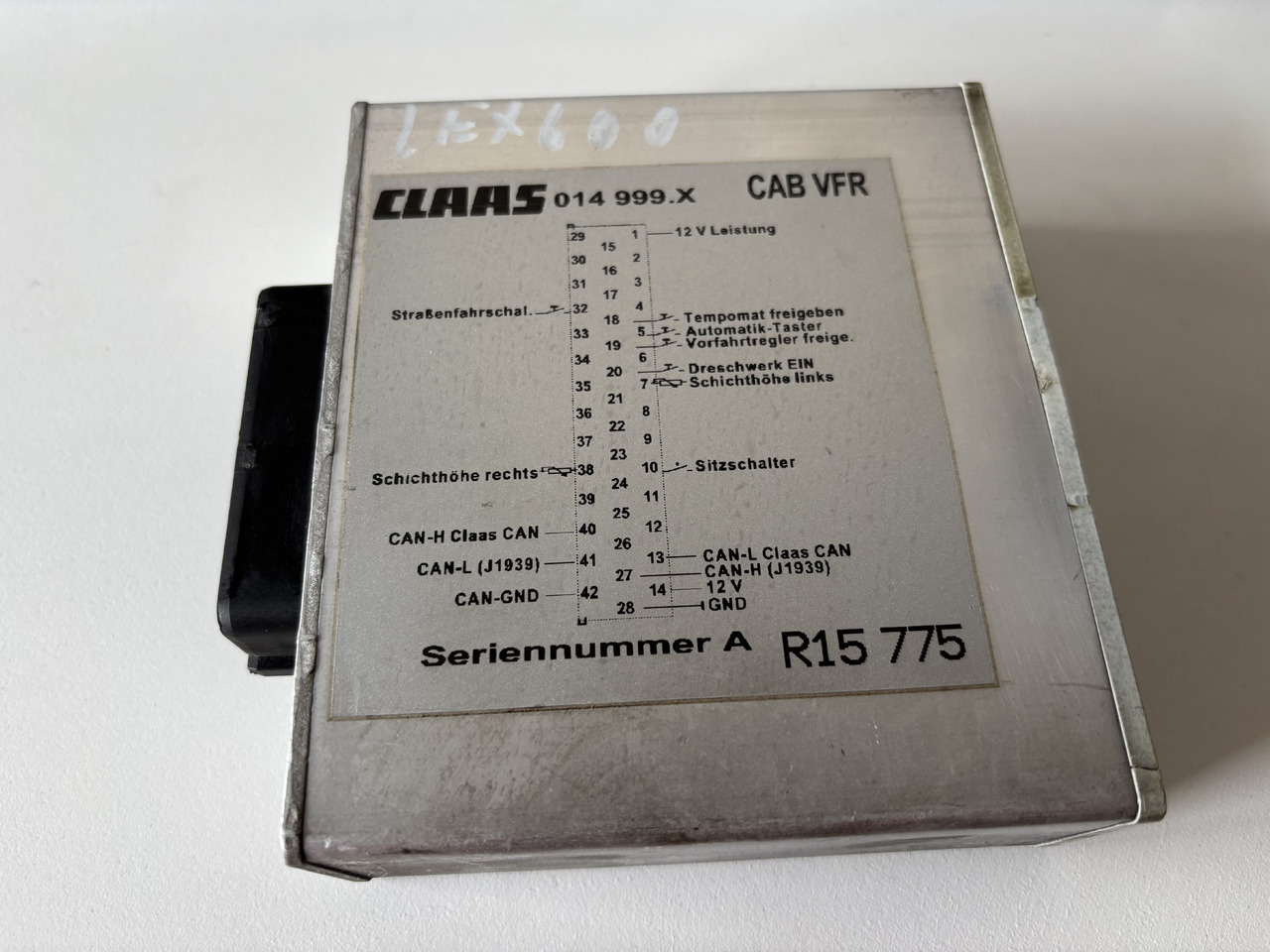 Claas LEXION 600 Moduł Sterownik 00 0014 999 3 014 999.x - Bloc de gestion pour Moissonneuse-batteuse: photos 1 Claas LEXION 600 Moduł Sterownik 00 0014 999 3 014 999.x - Bloc de gestion pour Moissonneuse-batteuse: photos 1