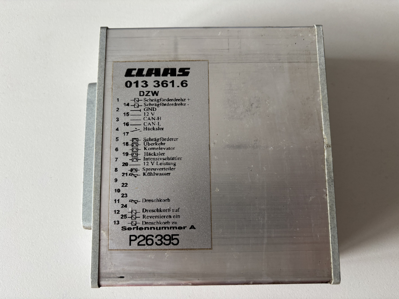 Claas Lexion 410 430 450 460 470 480 Moduł Sterownik DZW 013361.6 00 0013 361 6 - Bloc de gestion pour Moissonneuse-batteuse: photos 1 Claas Lexion 410 430 450 460 470 480 Moduł Sterownik DZW 013361.6 00 0013 361 6 - Bloc de gestion pour Moissonneuse-batteuse: photos 1