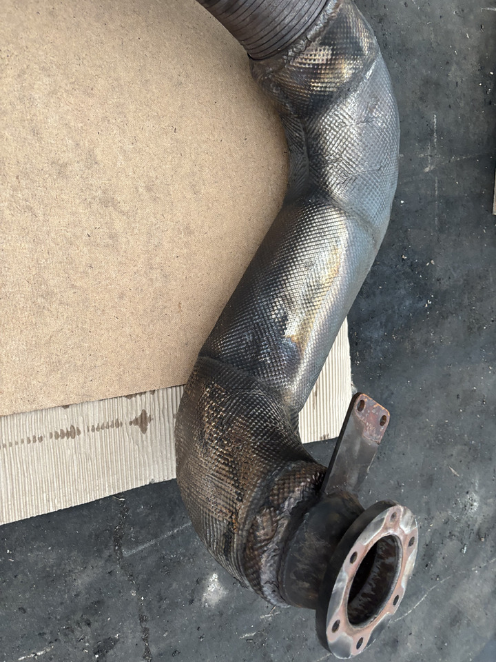 Claas Lexion 780 Rura Wydechowa Wydech EXHAUST PIPE ISO 0007804091 00 07819781 - Tube d'echappement pour Moissonneuse-batteuse: photos 5 Claas Lexion 780 Rura Wydechowa Wydech EXHAUST PIPE ISO 0007804091 00 07819781 - Tube d'echappement pour Moissonneuse-batteuse: photos 5