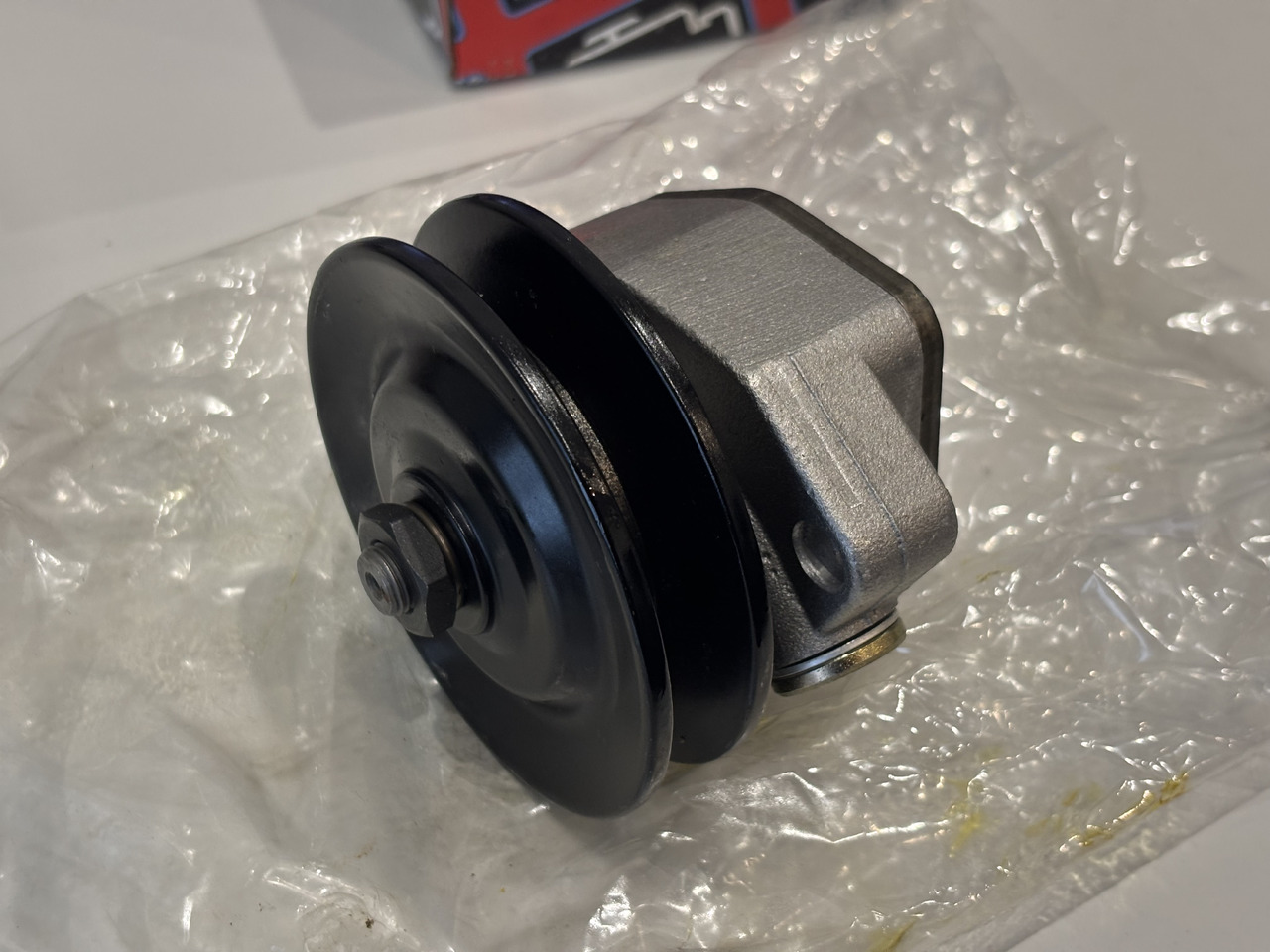 Claas Pompa paliwa Claas Deutz Fahr Fendt New Holland Volvo 6005029137 - Pompe à carburant pour Machine agricole: photos 1 Claas Pompa paliwa Claas Deutz Fahr Fendt New Holland Volvo 6005029137 - Pompe à carburant pour Machine agricole: photos 1