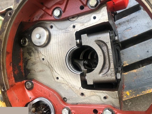 Deutz F4L1011 04173146r - Blok Silnika - Bloc-cylindres pour Machine agricole: photos 2 Deutz F4L1011 04173146r - Blok Silnika - Bloc-cylindres pour Machine agricole: photos 2