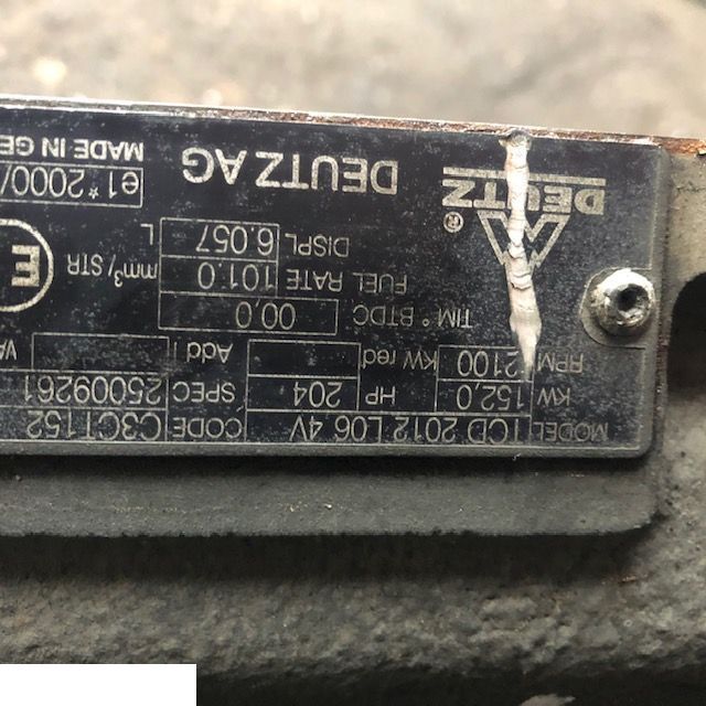 Deutz TCD 2012 L06 4V TCD2012L064V - Blok Cylindrów Silnika - Bloc-cylindres pour Machine agricole: photos 3 Deutz TCD 2012 L06 4V TCD2012L064V - Blok Cylindrów Silnika - Bloc-cylindres pour Machine agricole: photos 3