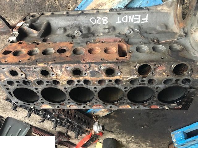 Deutz TCD 2012 L06 4V TCD2012L064V - Blok Cylindrów Silnika - Bloc-cylindres pour Machine agricole: photos 5 Deutz TCD 2012 L06 4V TCD2012L064V - Blok Cylindrów Silnika - Bloc-cylindres pour Machine agricole: photos 5