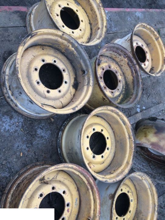 Felga Cat Caterpillar 15x24 - Jante pour Engins de chantier: photos 1 Felga Cat Caterpillar 15x24 - Jante pour Engins de chantier: photos 1