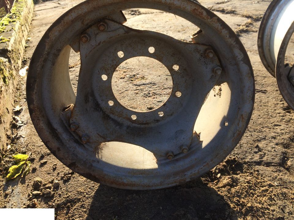 Felga W12x24 , Felga Case 12x24 - Jante pour Machine agricole: photos 5 Felga W12x24 , Felga Case 12x24 - Jante pour Machine agricole: photos 5