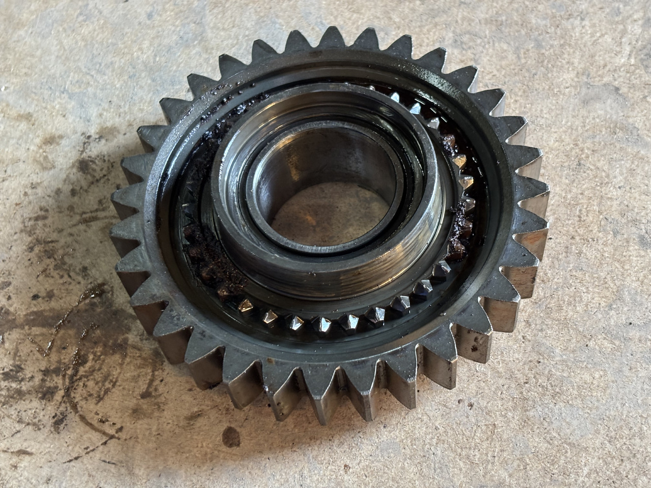 Fendt 307 308 309 310 311 Synchronizacja Synchronizator 312103080010 312103080011 - Transmission pour Machine agricole: photos 3 Fendt 307 308 309 310 311 Synchronizacja Synchronizator 312103080010 312103080011 - Transmission pour Machine agricole: photos 3