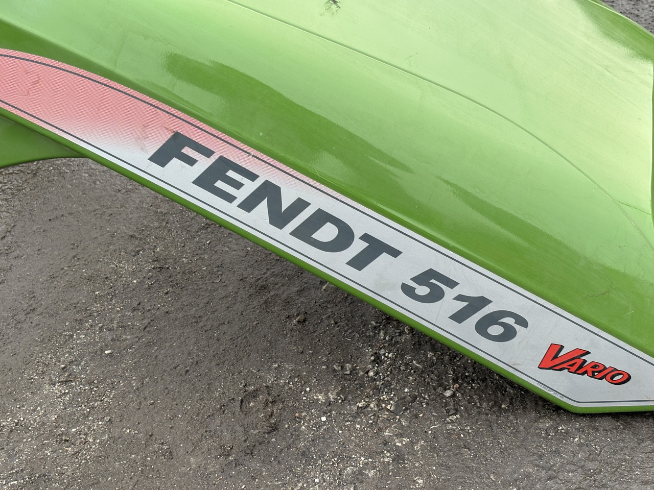 Fendt 516 Vario Maska - Capot pour Machine agricole: photos 2 Fendt 516 Vario Maska - Capot pour Machine agricole: photos 2