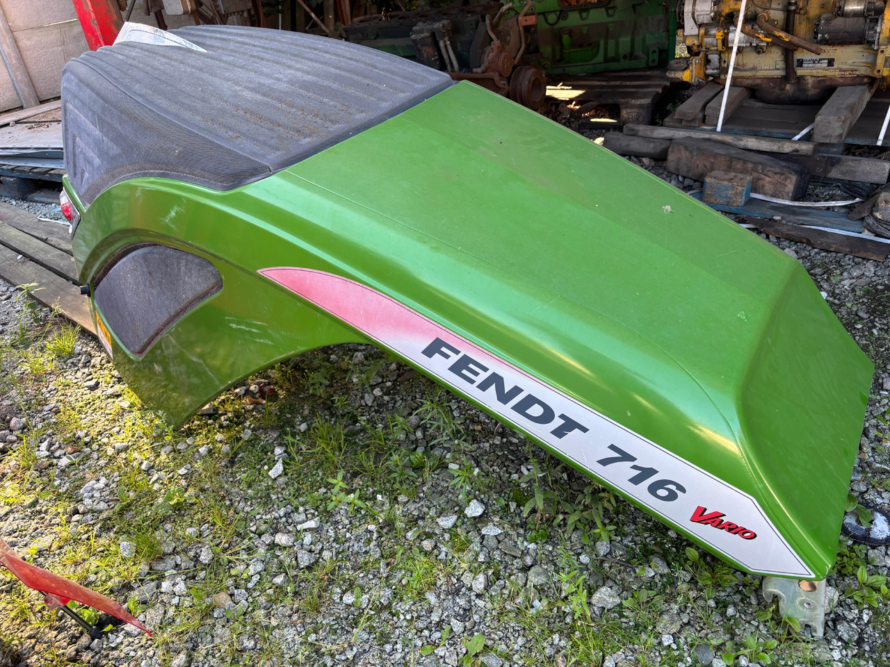 Fendt 716 Vario - maska silnika - Capot pour Tracteur agricole: photos 2 Fendt 716 Vario - maska silnika - Capot pour Tracteur agricole: photos 2