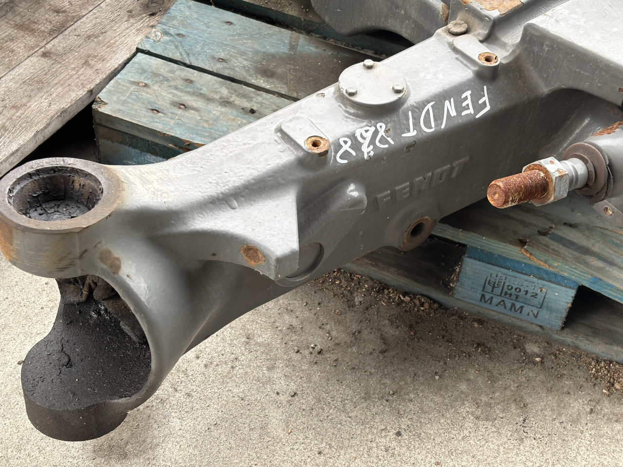 Fendt 828 Obudowa Osi Łuk Osi 755/137 F835300020180 F835300020160 E835300020012 - Essieu arrière pour Machine agricole: photos 4 Fendt 828 Obudowa Osi Łuk Osi 755/137 F835300020180 F835300020160 E835300020012 - Essieu arrière pour Machine agricole: photos 4