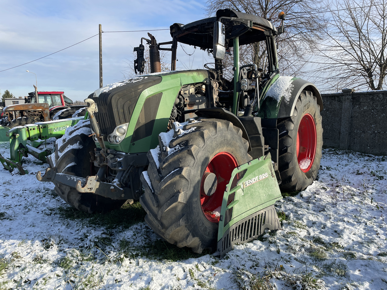 Fendt 828 Vario - błotnik przedni 718701030061 - Aile pour Machine agricole: photos 1 Fendt 828 Vario - błotnik przedni 718701030061 - Aile pour Machine agricole: photos 1