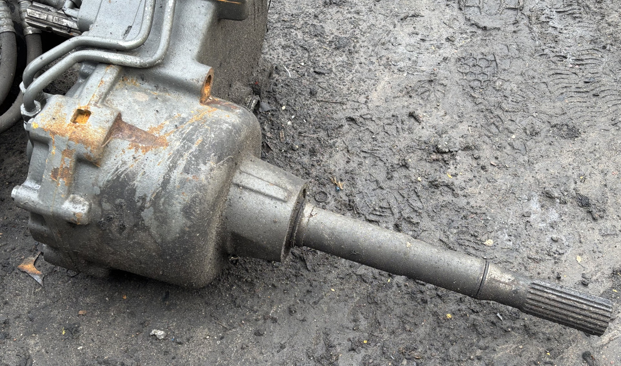 Fendt 924 928 930 936 Tylni WOM PTO Przekładnia Tylna 931150200320 931150200511 931150200311 - Transmission pour Machine agricole: photos 3 Fendt 924 928 930 936 Tylni WOM PTO Przekładnia Tylna 931150200320 931150200511 931150200311 - Transmission pour Machine agricole: photos 3